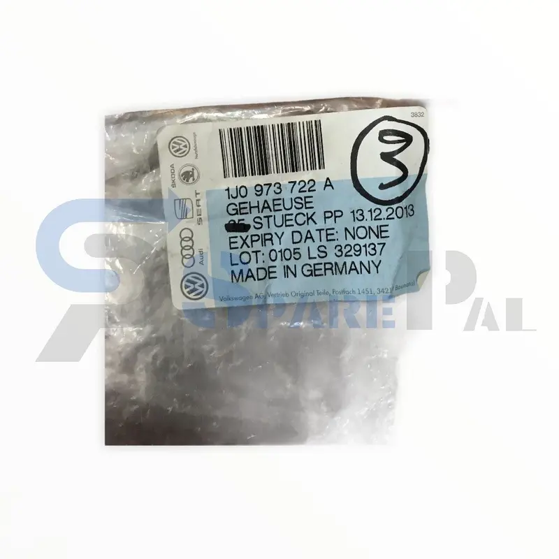 Audi / Vw  Flat Contact Housing  1J0-973-722A 1