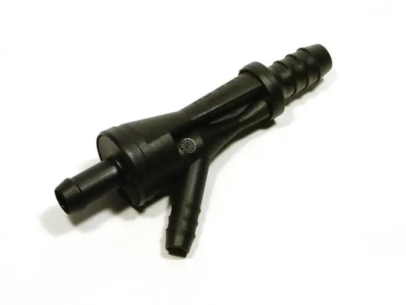 Audi / Vw  Pump   058-133-753D 1