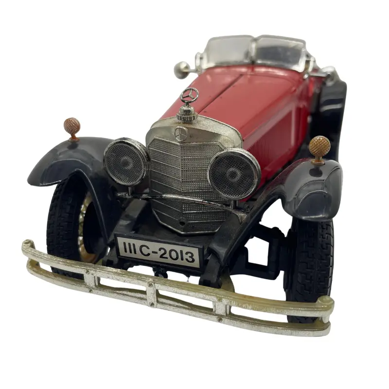 Burago Mercedes Benz Ssk 1928 1:18 Diecast Car 1