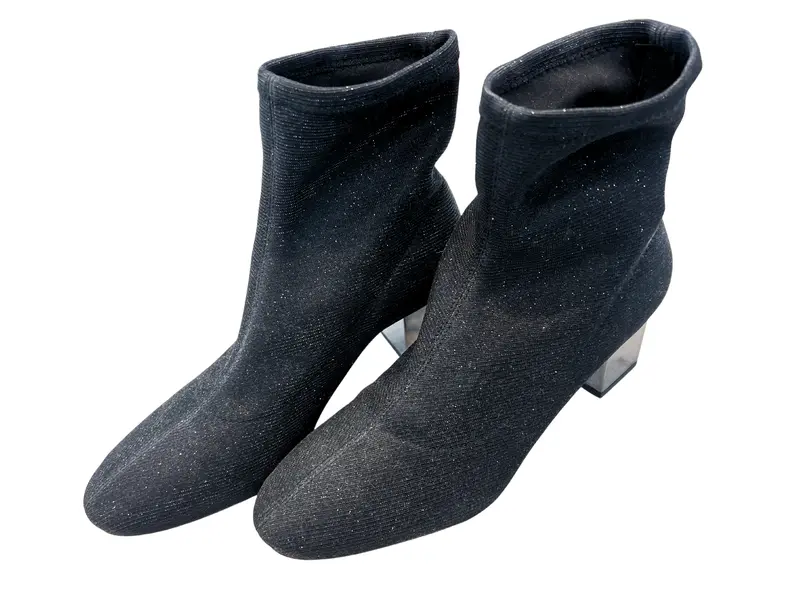 Michael Kors Boots 1