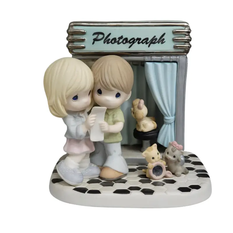Precious Moments #144017 You've Captured My Heart 938/3000 1