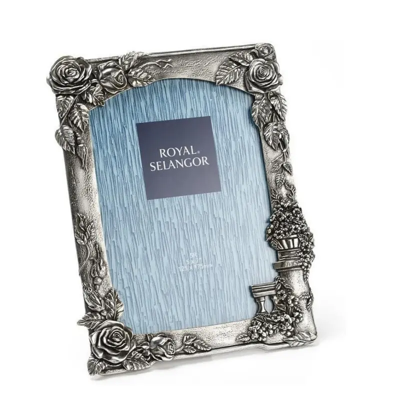 Royal Selangor 013447R Hand Finished Moods And Memories Collection Pewter Rose Garden 5R Photo Frame 1