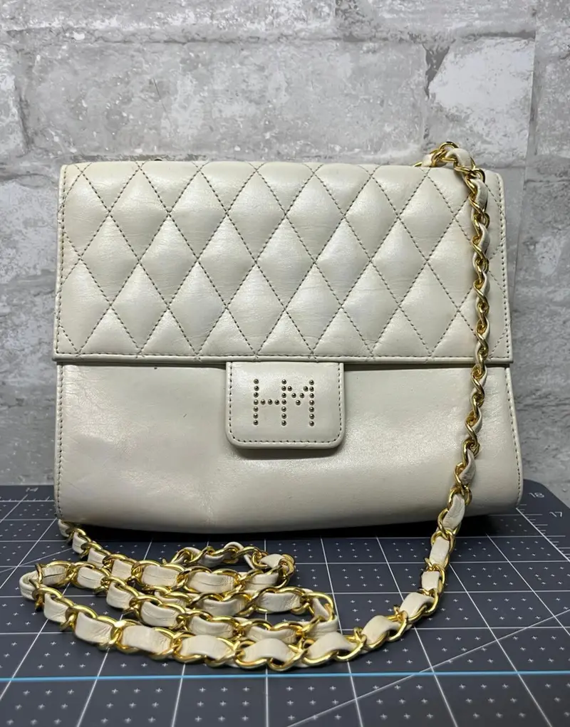 Vintage Hanae Mori Turnlock Gold Chain Shoulder Bag Cream Leather 1
