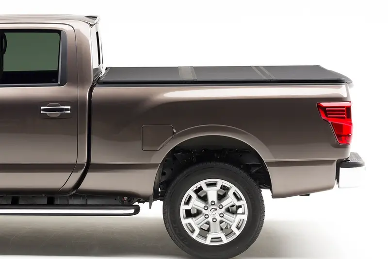 Extang Solid Fold 2.0 Tonneau Cover – Fits 2005–2021 Nissan Frontier (4'11") 1