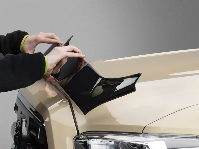 Weathertech 55169 Aerodynamic Low-Profile Hood Protector 1